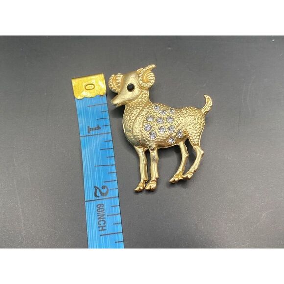 Aries Jeweled Brooch gilded steel and white crystal rhinestones - Picture 2 of 5